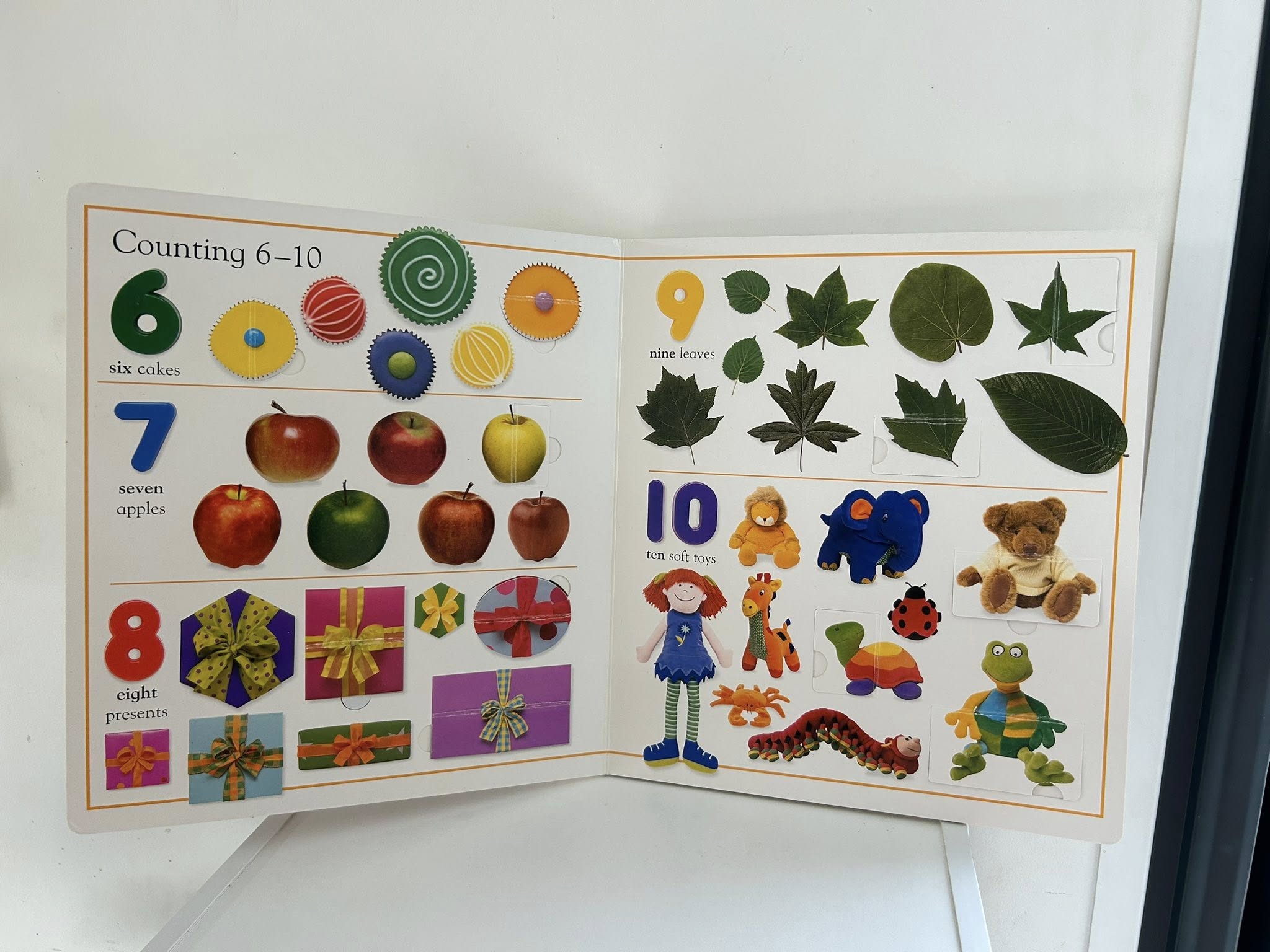 Grand livre cartonné à volets : My first number