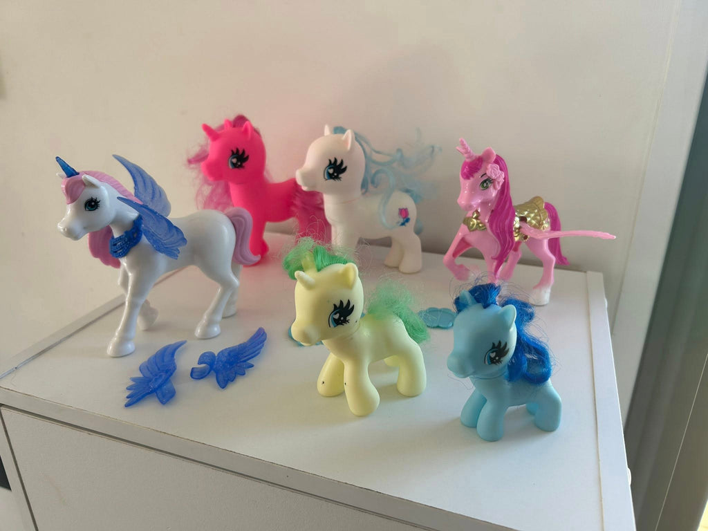 Lot de poneys et licornes