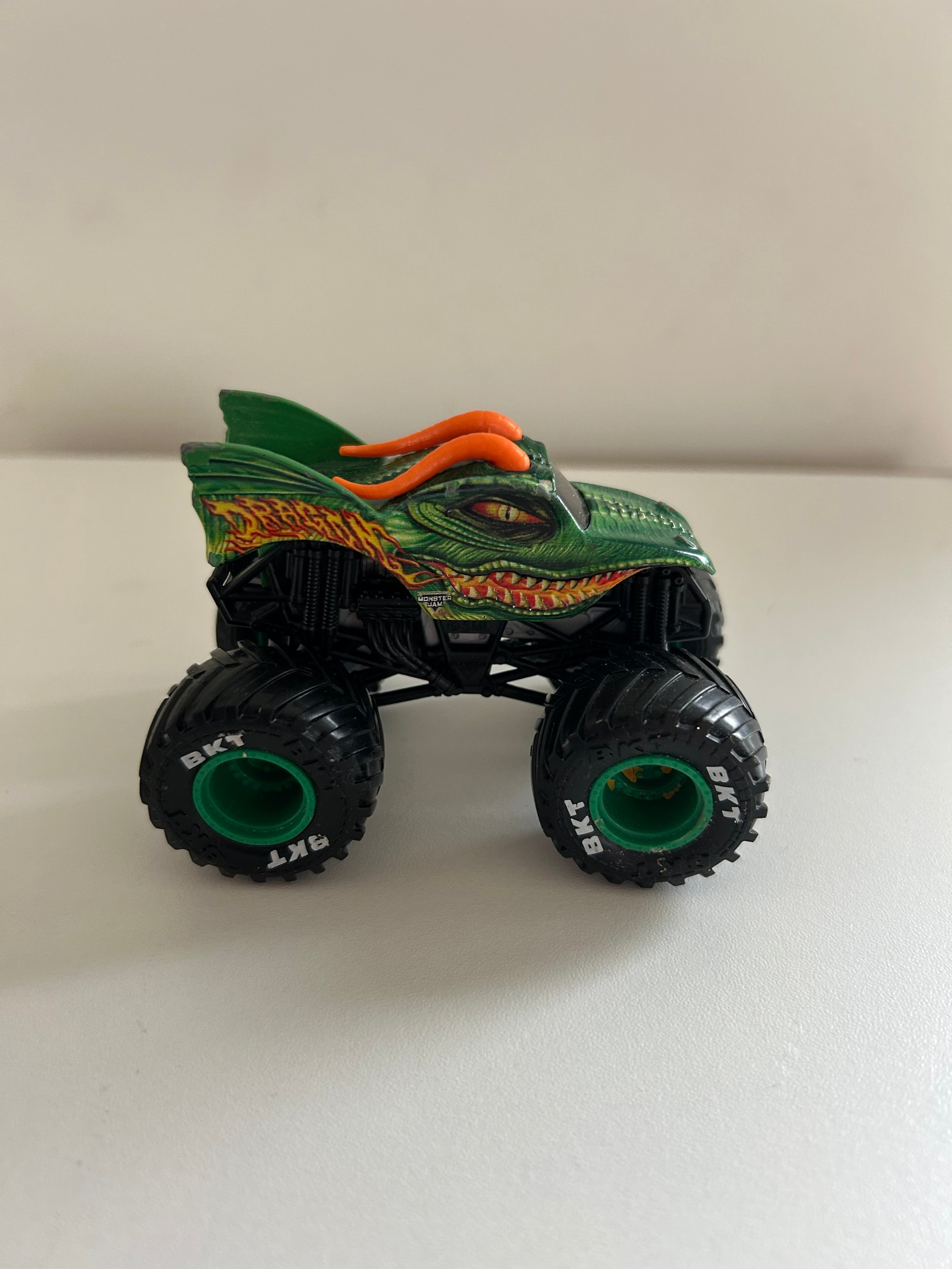 Monster truck dragon Monster Jam