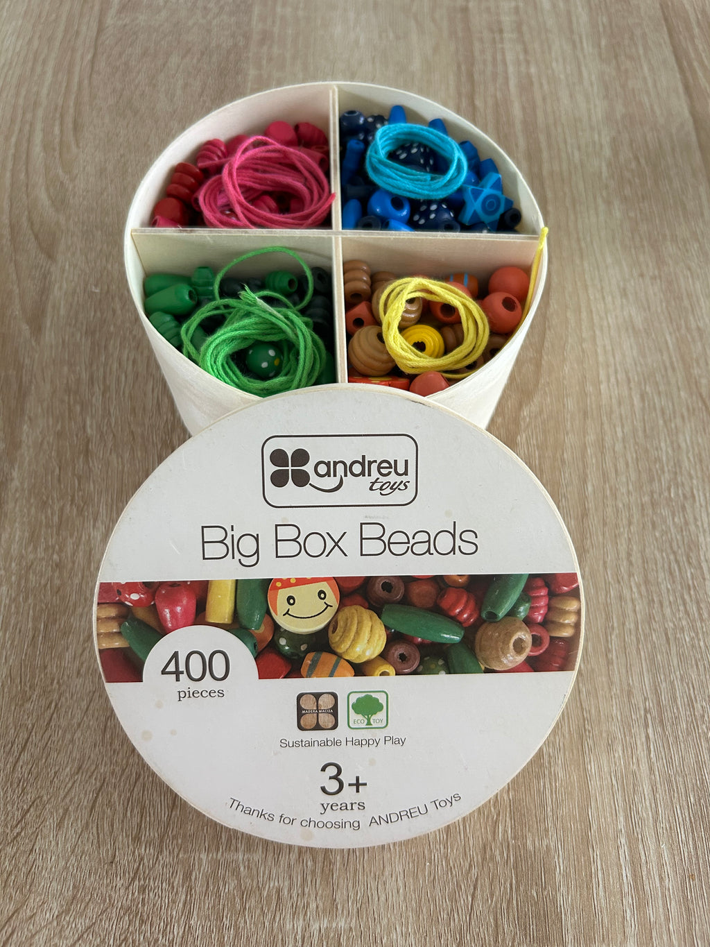 Boîte de perles en bois colorées Andreu Toys