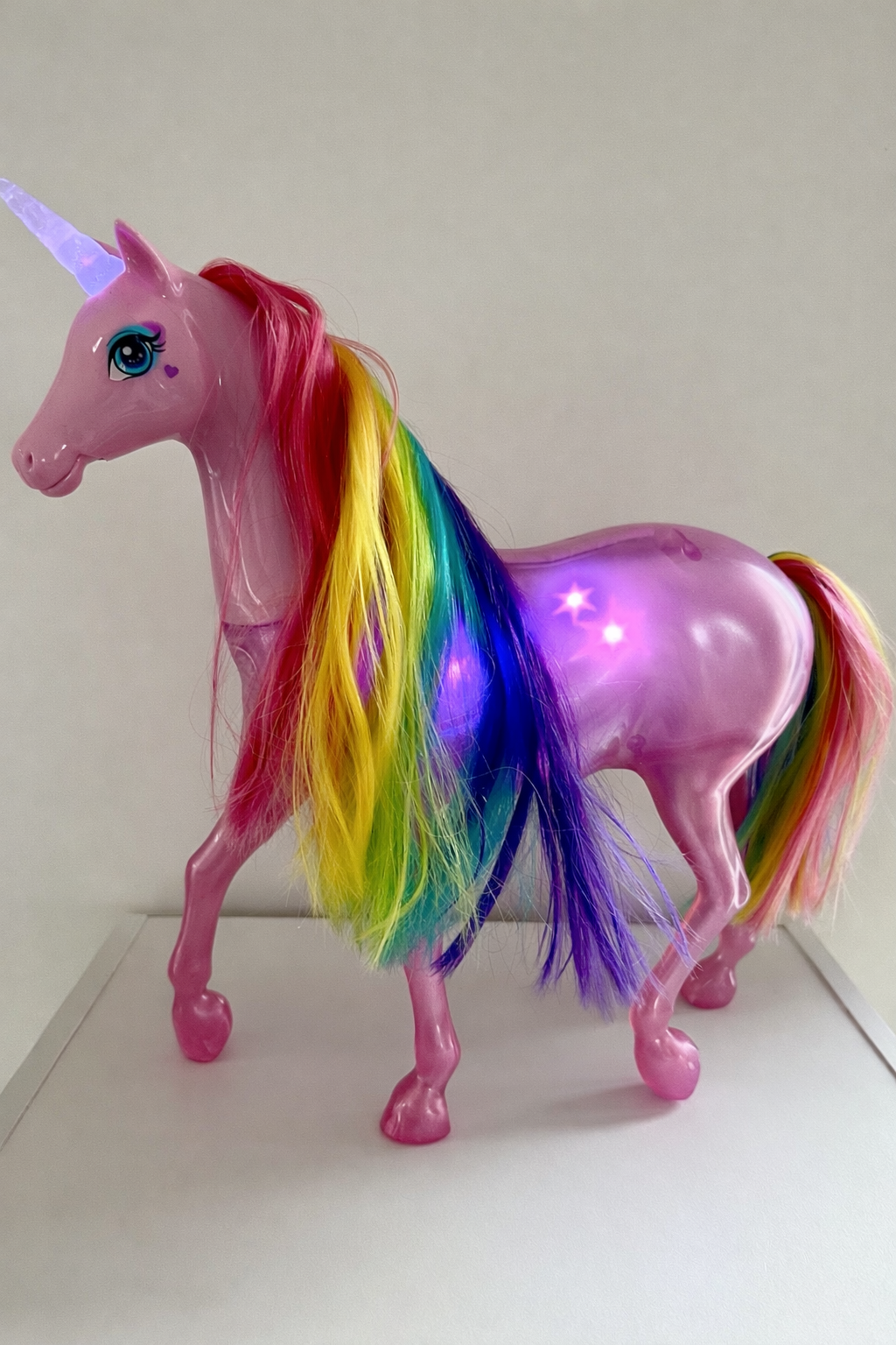 Licorne Barbie Dreamtopia lumières magiques
